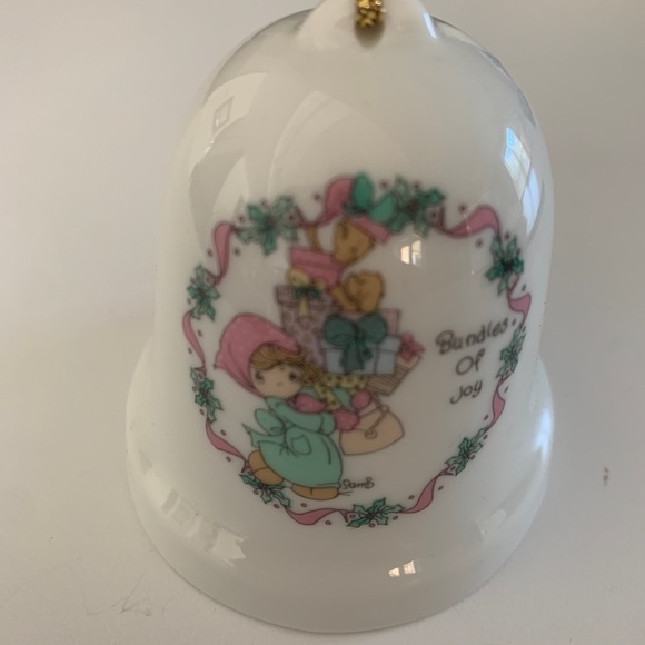 Precious Moments Bundle Of Joy Bell Ornament 1995 - Picture 2 of 4
